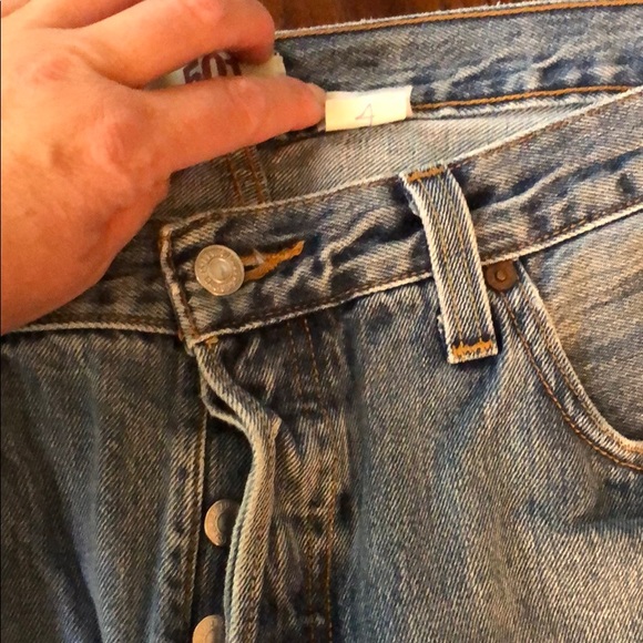 Levi’s 501 Jeans - Picture 4 of 4